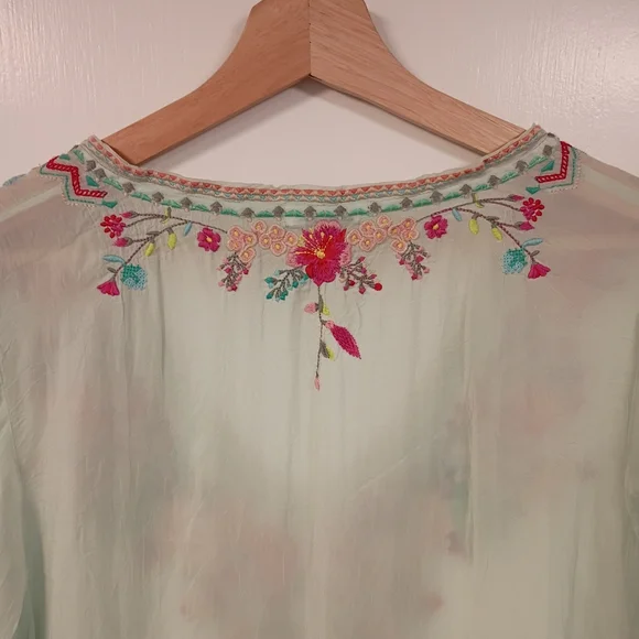 Johnny Was Floral Embroidered Blouse - Picture 9 of 14